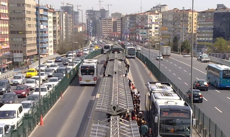 İstanbul’un En Kalabalık Metrobüs Durakları